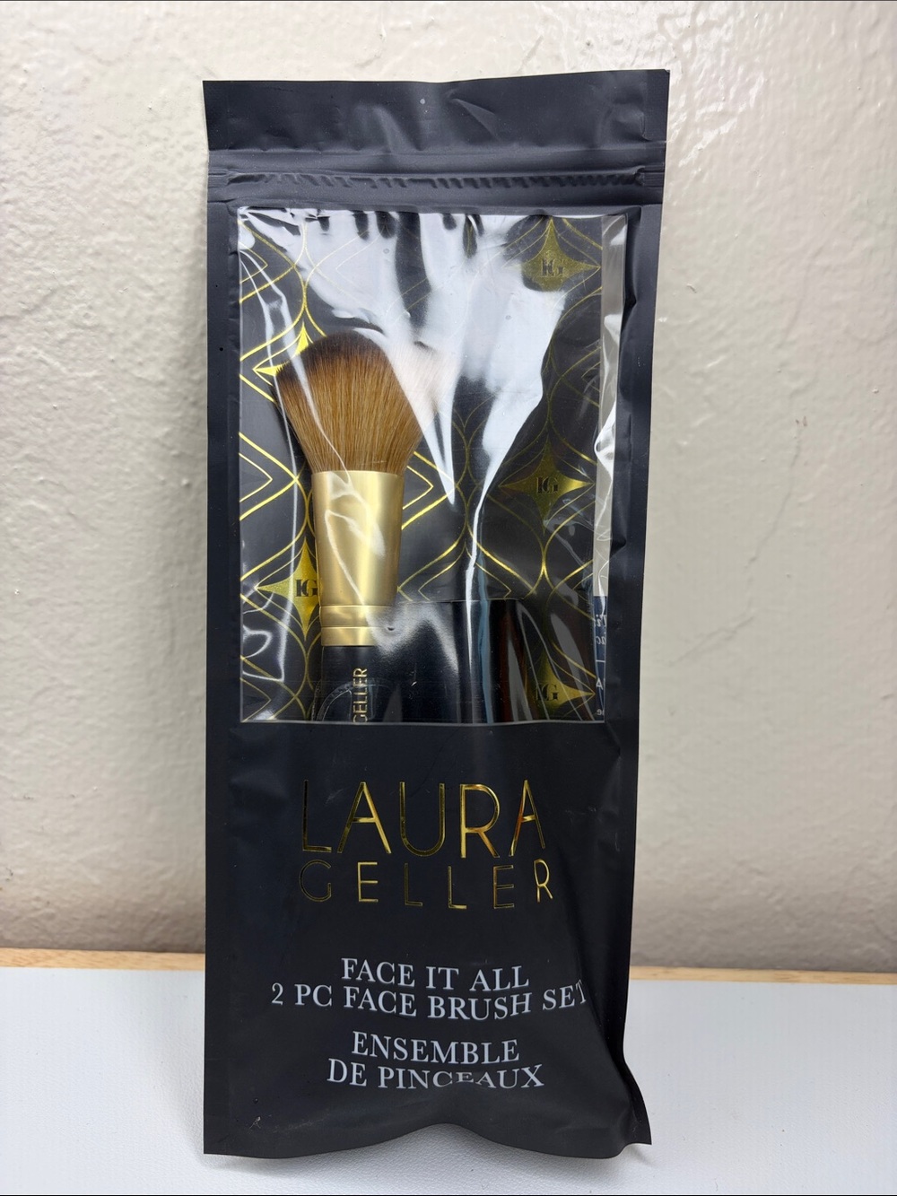 Laura Geller Black & Gold 2-Piece Face Brush Set